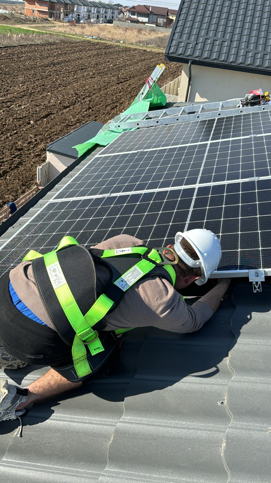 Sistem fotovoltaic